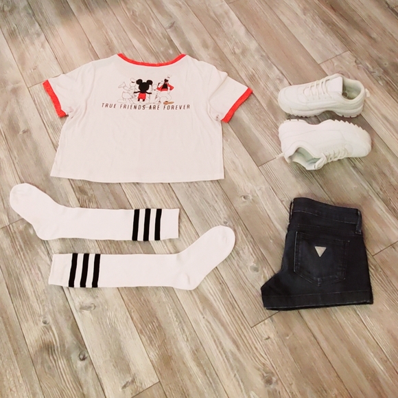 2/15$☪️    Disney Croptop - Picture 2 of 5